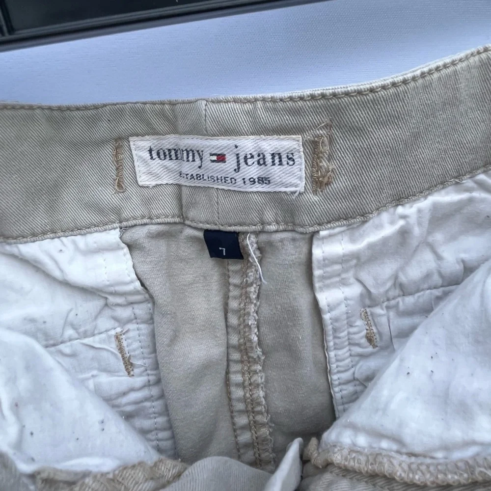 Tommy Hilfiger chic beige